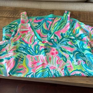 Lilly Pulitzer reversible chiffon top green pink XS easy care Like new!